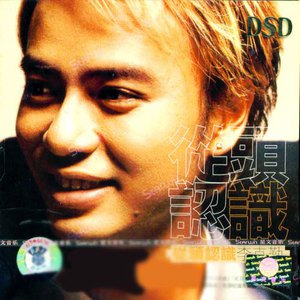 我和小妺在卫生间做爰
